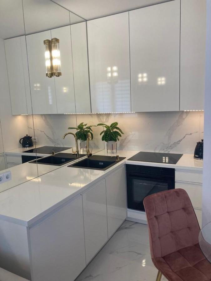 Apartamenty Parkowe B18 Oświęcim Exteriör bild